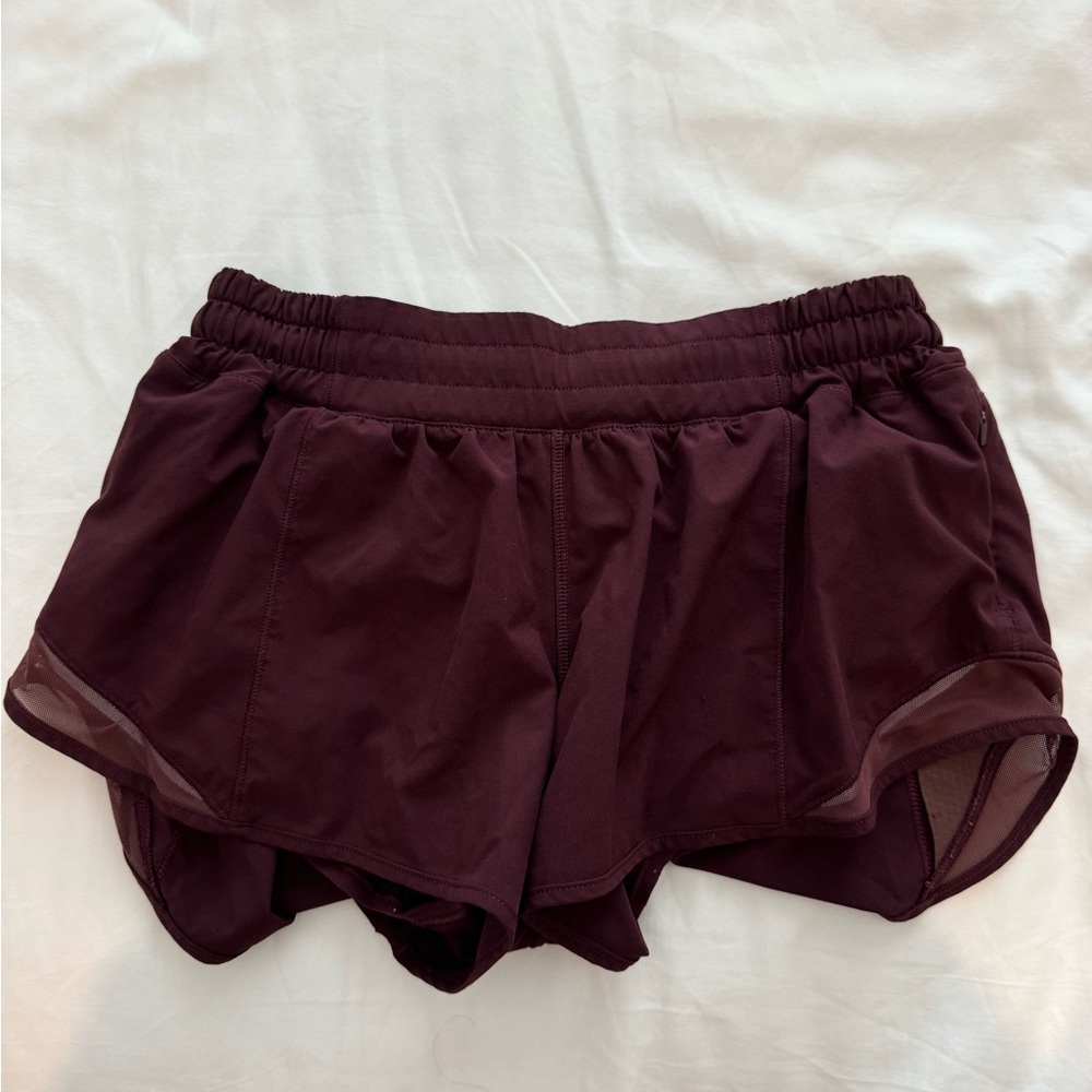 LULULEMON HOTTY HOT 2.5 IN LOW RISE